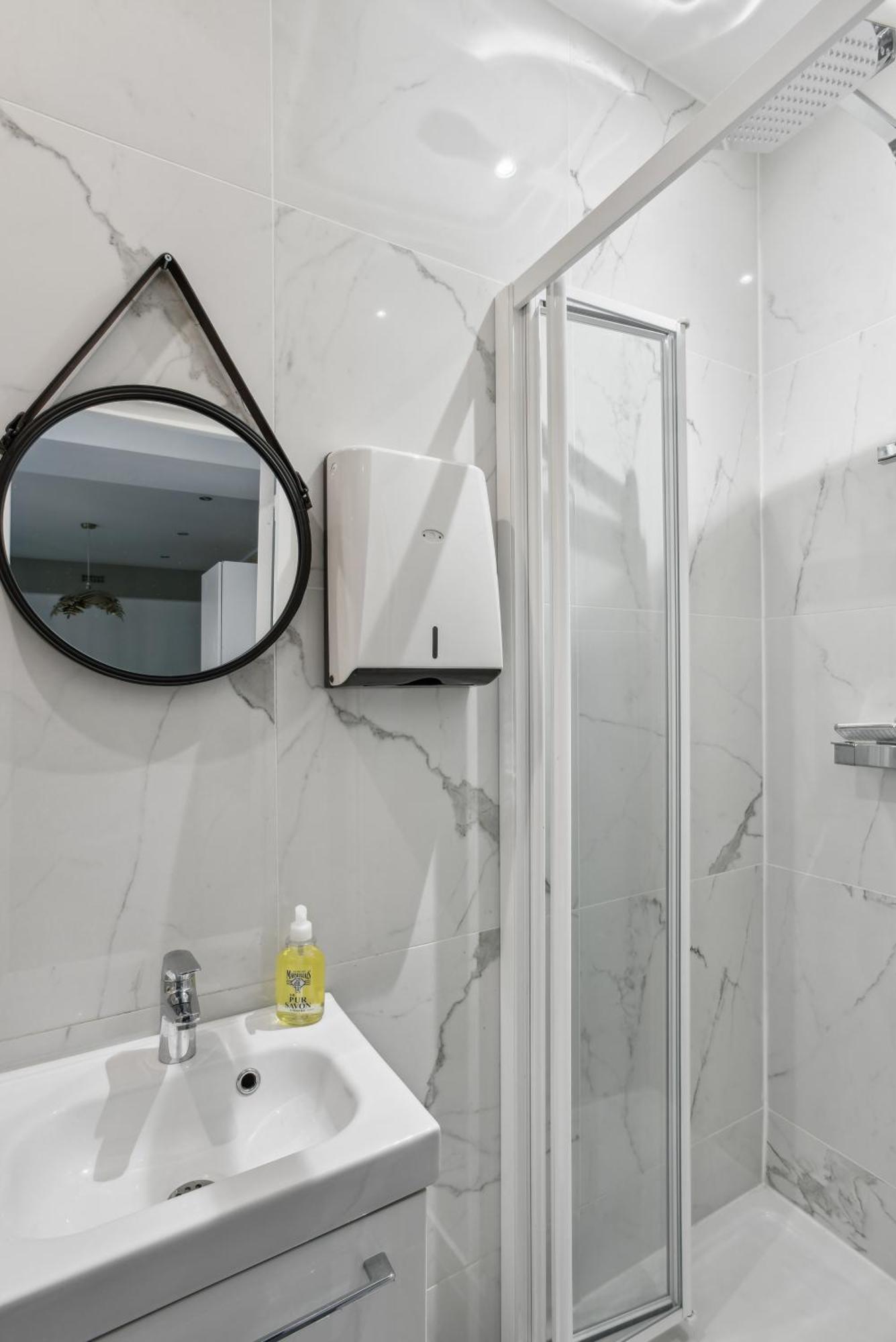 Appartamento Beau 3 Pieces Rue Poissonniere Parigi Esterno foto
